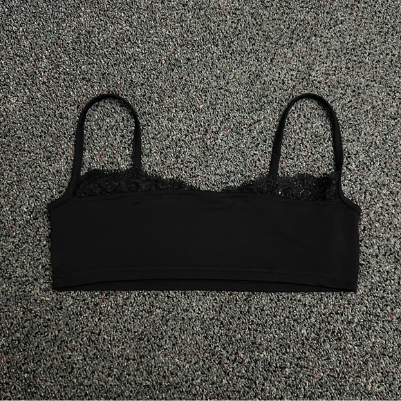 SHEIN Black Bra Basic Bralette Lace Peak-A-Boo Trim Top Shirt Adjustable Strap - Picture 10 of 15